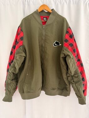 NWOT Nike Men’s NSP Bomber Jacket